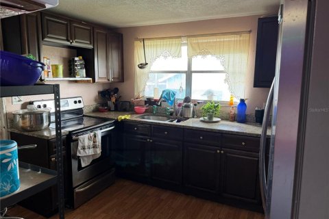 Villa ou maison à vendre à Haines City, Floride: 3 chambres, 85.1 m2 № 2232936 - photo 5