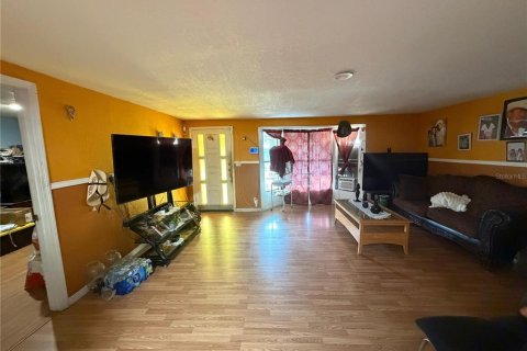 Villa ou maison à vendre à Haines City, Floride: 3 chambres, 85.1 m2 № 2232936 - photo 3