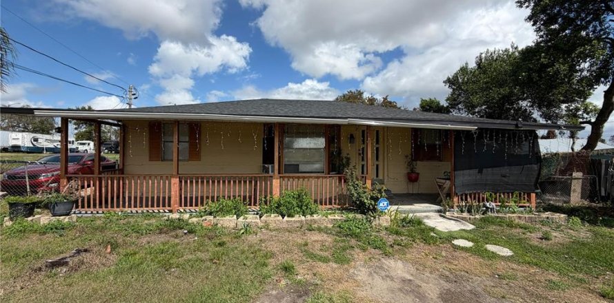 Villa ou maison à Haines City, Floride 3 chambres, 85.1 m2 № 2232936