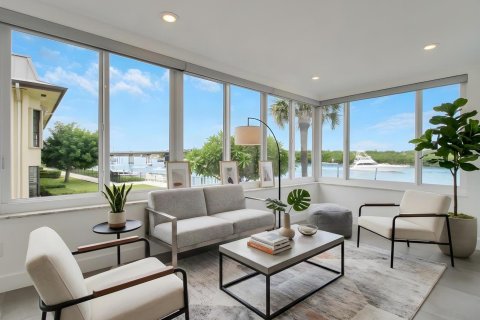 Condo in Tequesta, Florida, 2 bedrooms № 2385541 - photo 10