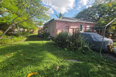 Купить виллу или дом в Норт-Майами-Бич, Флорида 2 спальни, 115.94м2, № 1998267 - фото 10