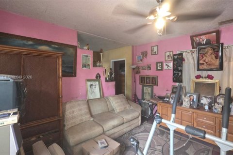 Дом в Норт-Майами-Бич, Флорида 2 спальни, 115.94м2 № 1998267