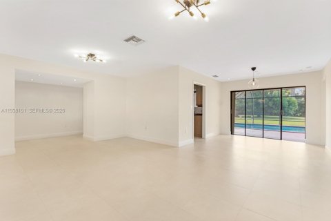 Villa ou maison à louer à Miami Lakes, Floride: 4 chambres, 226.12 m2 № 2001155 - photo 24