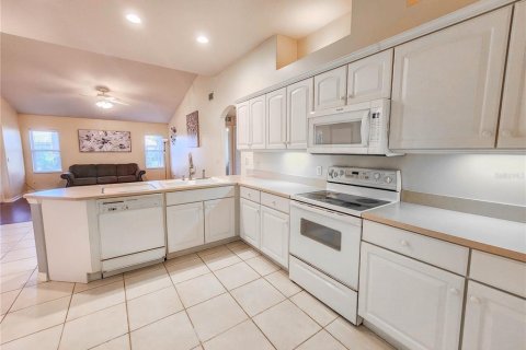 House in Palm Coast, Florida 3 bedrooms, 178.09 sq.m. № 1446755 - photo 29