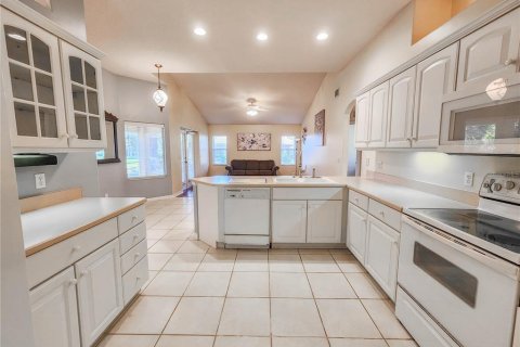 House in Palm Coast, Florida 3 bedrooms, 178.09 sq.m. № 1446755 - photo 28