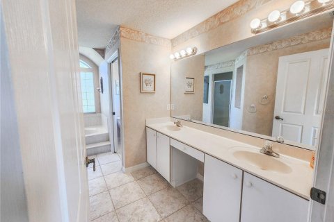 House in Palm Coast, Florida 3 bedrooms, 178.09 sq.m. № 1446755 - photo 15