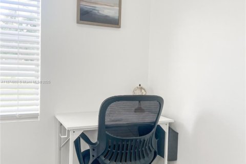 Casa en alquiler en Miami, Florida, 1 dormitorio, 46.45 m2 № 1926307 - foto 5