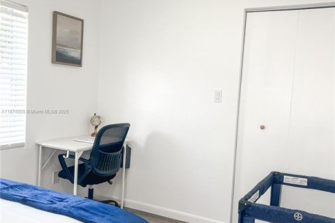 Casa en alquiler en Miami, Florida, 1 dormitorio, 46.45 m2 № 1926307 - foto 3
