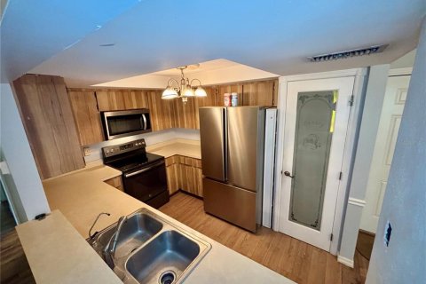 Купить кондоминиум в Порт-Ричи, Флорида 5 комнат, 92.9м2, № 1831143 - фото 9