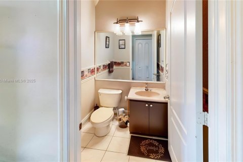 House in Homestead, Florida 4 bedrooms, 151.8 sq.m. № 1776331 - photo 28
