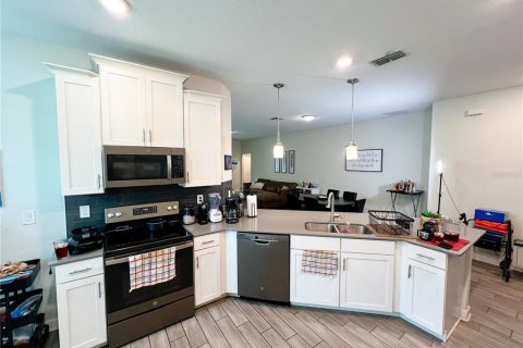 Villa ou maison à vendre à Ocoee, Floride: 4 chambres, 196.02 m2 № 2415107 - photo 5