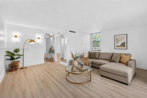 Townhouse in Aventura, Florida 3 bedrooms, 123.56 sq.m. № 2185902 - photo 3