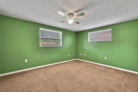 House in Port Richey, Florida 2 bedrooms, 96.99 sq.m. № 1909976 - photo 23