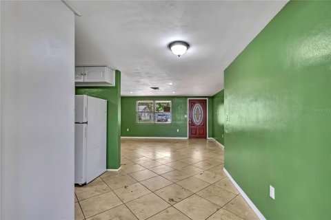 House in Port Richey, Florida 2 bedrooms, 96.99 sq.m. № 1909976 - photo 8