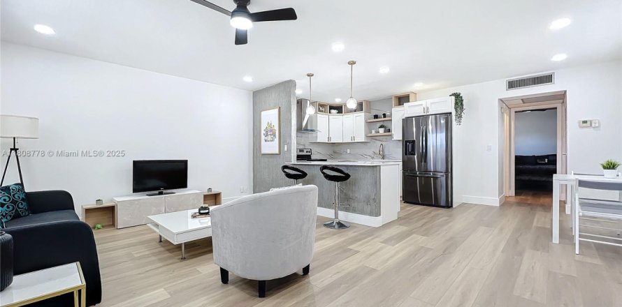 Condominio en Delray Beach, Florida, 1 dormitorio  № 1865196