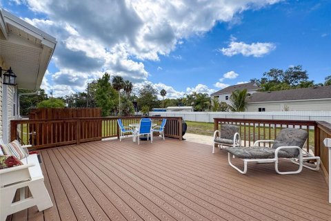 House in Weeki Wachee, Florida 2 bedrooms, 54.63 sq.m. № 1812445 - photo 15
