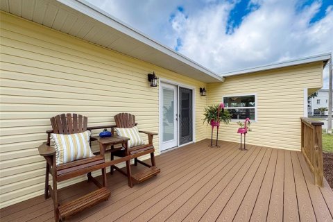 House in Weeki Wachee, Florida 2 bedrooms, 54.63 sq.m. № 1812445 - photo 20