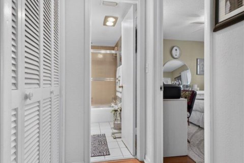 Copropriété à vendre à Boca Raton, Floride: 2 chambres, 97.83 m2 № 2281254 - photo 26