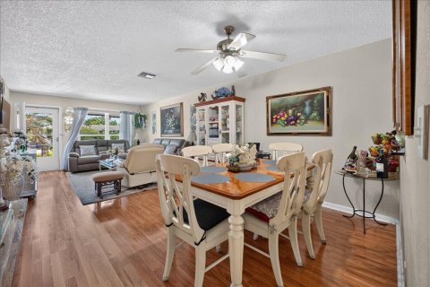 Copropriété à vendre à Boca Raton, Floride: 2 chambres, 97.83 m2 № 2281254 - photo 9