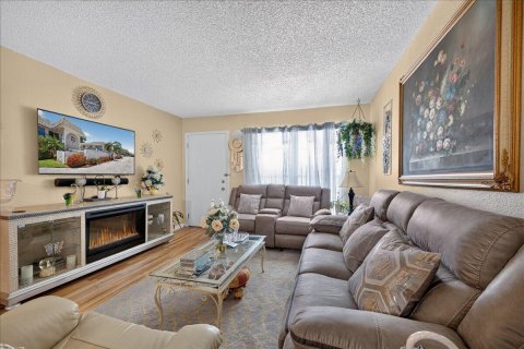 Copropriété à vendre à Boca Raton, Floride: 2 chambres, 97.83 m2 № 2281254 - photo 6