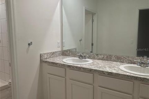 Touwnhouse à louer à Davenport, Floride: 3 chambres, 156.08 m2 № 1901226 - photo 6