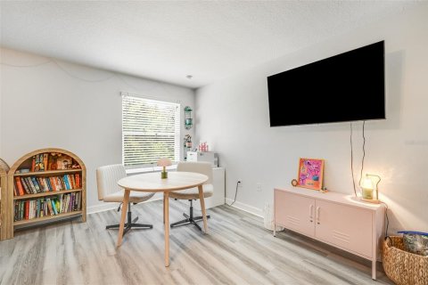 Villa ou maison à vendre à Kissimmee, Floride: 5 chambres, 319.4 m2 № 2310874 - photo 25
