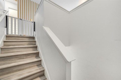 Villa ou maison à vendre à Kissimmee, Floride: 5 chambres, 319.4 m2 № 2310874 - photo 8