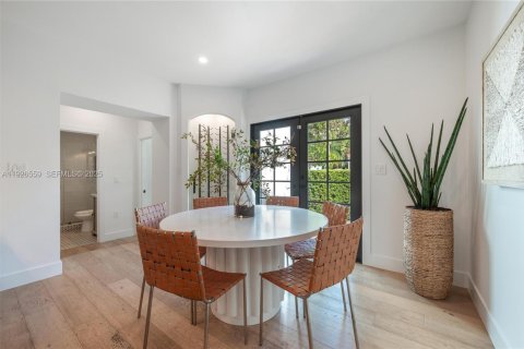 Casa en venta en Coral Gables, Florida, 3 dormitorios, 136.19 m2 № 1986665 - foto 8