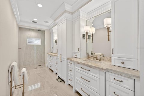 Villa ou maison à vendre à Orlando, Floride: 2 chambres, 231.61 m2 № 2430592 - photo 30
