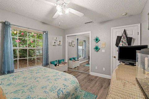 Villa ou maison à vendre à Deltona, Floride: 3 chambres, 205.13 m2 № 2345451 - photo 16