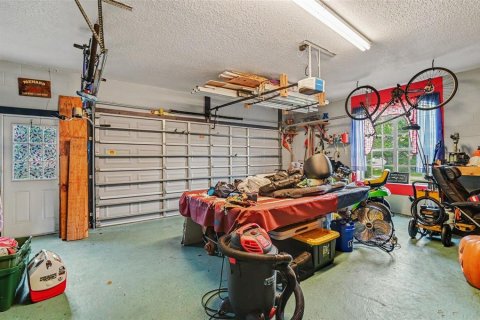 Villa ou maison à vendre à Deltona, Floride: 3 chambres, 205.13 m2 № 2345451 - photo 19