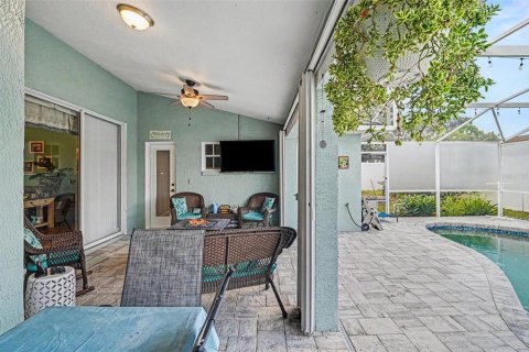 Villa ou maison à vendre à Deltona, Floride: 3 chambres, 205.13 m2 № 2345451 - photo 22