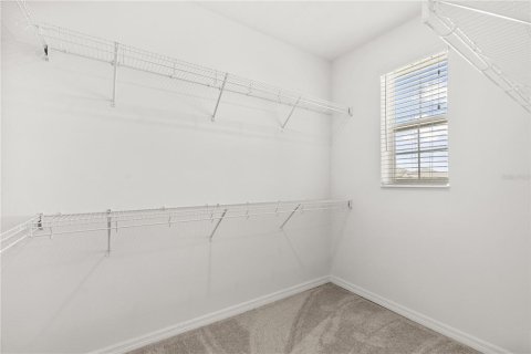 House in Winter Garden, Florida 3 bedrooms, 215.72 sq.m. № 2230329 - photo 21