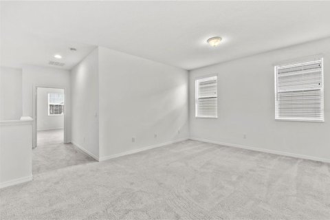 House in Winter Garden, Florida 3 bedrooms, 215.72 sq.m. № 2230329 - photo 25