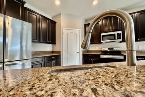 Casa en alquiler en Ruskin, Florida, 6 dormitorios, 300.17 m2 № 1907244 - foto 7