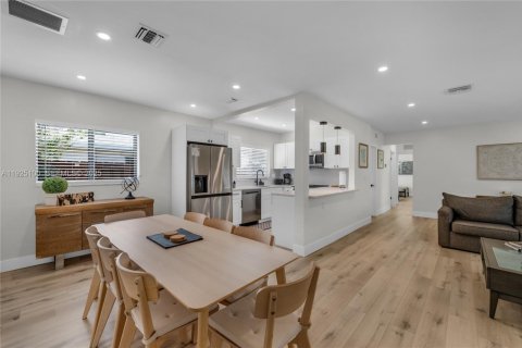 Снять в аренду виллу или дом в Помпано-Бич, Флорида 3 спальни, 162.3м2, № 1983741 - фото 9