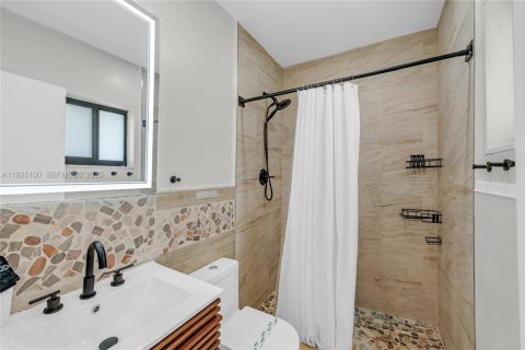 Снять в аренду виллу или дом в Помпано-Бич, Флорида 3 спальни, 162.3м2, № 1983741 - фото 24