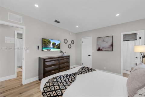 Снять в аренду виллу или дом в Помпано-Бич, Флорида 3 спальни, 162.3м2, № 1983741 - фото 17