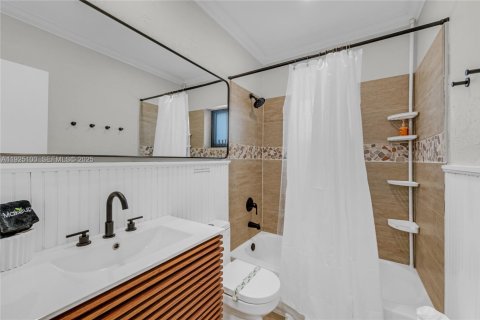 Снять в аренду виллу или дом в Помпано-Бич, Флорида 3 спальни, 162.3м2, № 1983741 - фото 19