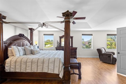 Casa en venta en Pembroke Pines, Florida, 4 dormitorios, 264.12 m2 № 2057415 - foto 29