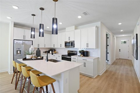 Villa ou maison à vendre à Parrish, Floride: 4 chambres, 214.88 m2 № 2306410 - photo 7