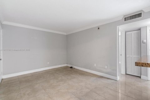 Copropriété à louer à Miami Springs, Floride: 2 chambres, 58.62 m2 № 1967593 - photo 7