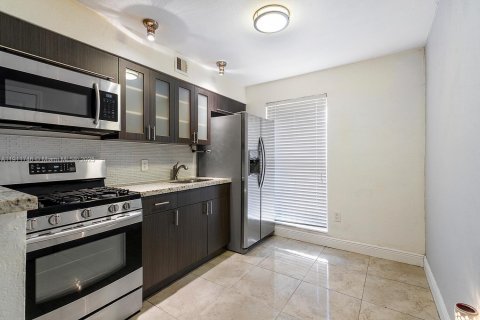 Copropriété à louer à Miami Springs, Floride: 2 chambres, 58.62 m2 № 1967593 - photo 3