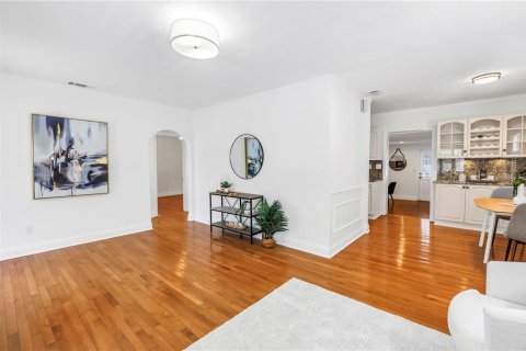 Купить виллу или дом в Тампа, Флорида 5 комнат, 115.38м2, № 1650922 - фото 7