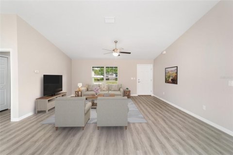 House in Ocala, Florida 3 bedrooms, 144.65 sq.m. № 1800247 - photo 4