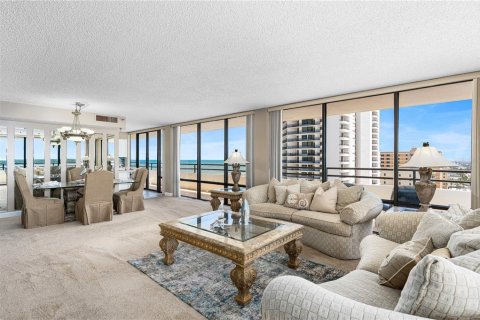 Condo in Daytona Beach Shores, Florida, 2 bedrooms  № 1679219 - photo 5