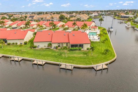 Condominio en Punta Gorda, Florida, 3 dormitorios  № 2157628