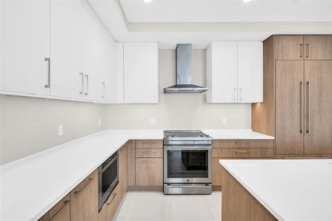 Copropriété à vendre à Saint Petersburg, Floride: 2 chambres, 124.4 m2 № 2229624 - photo 4