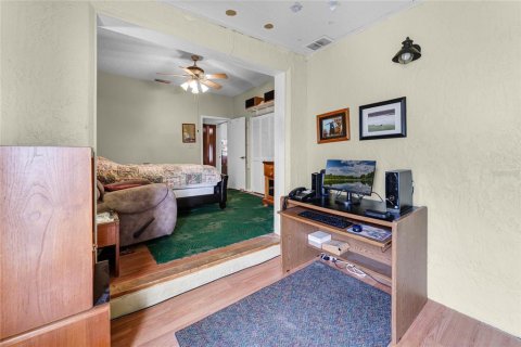 House in Orlando, Florida 2 bedrooms, 142.6 sq.m. № 1615194 - photo 11