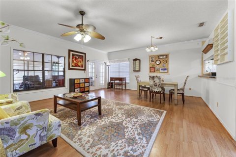 House in Orlando, Florida 2 bedrooms, 142.6 sq.m. № 1615194 - photo 7